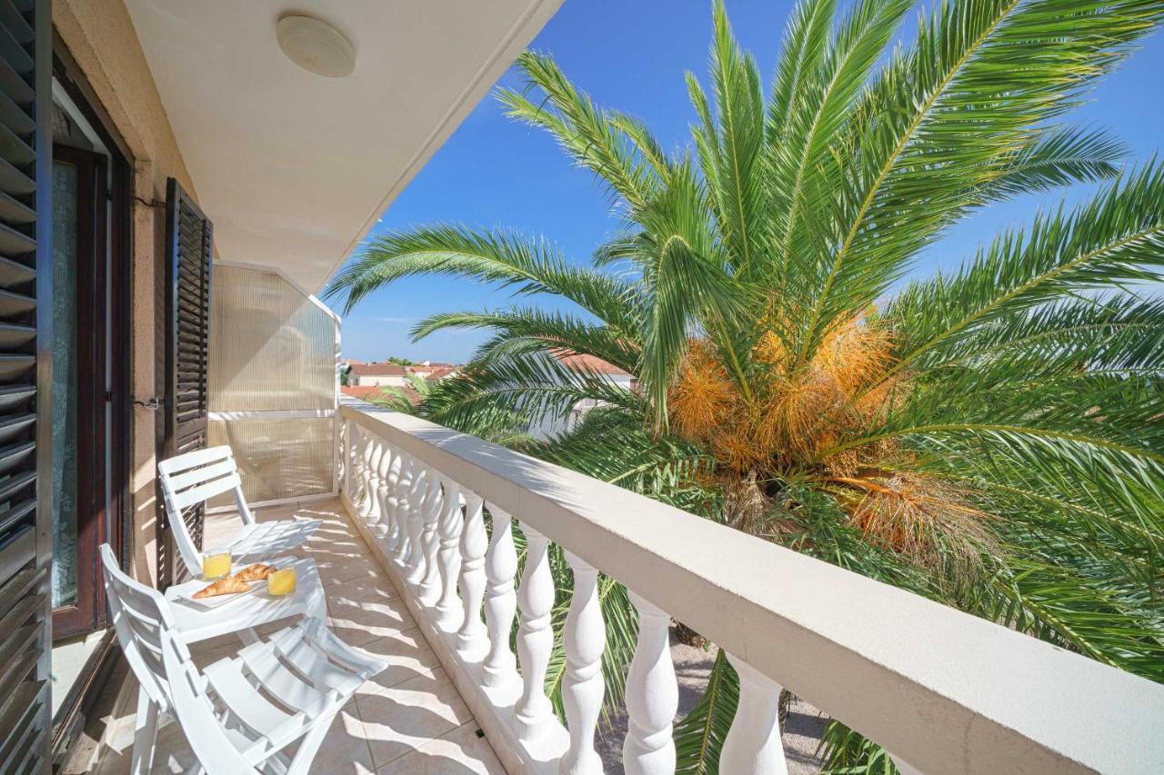 B&B Sidro Vodice Exterior foto