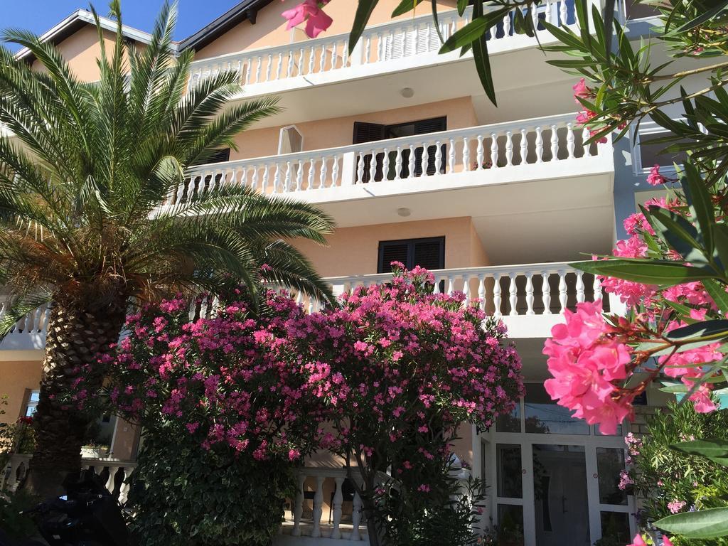 B&B Sidro Vodice Exterior foto