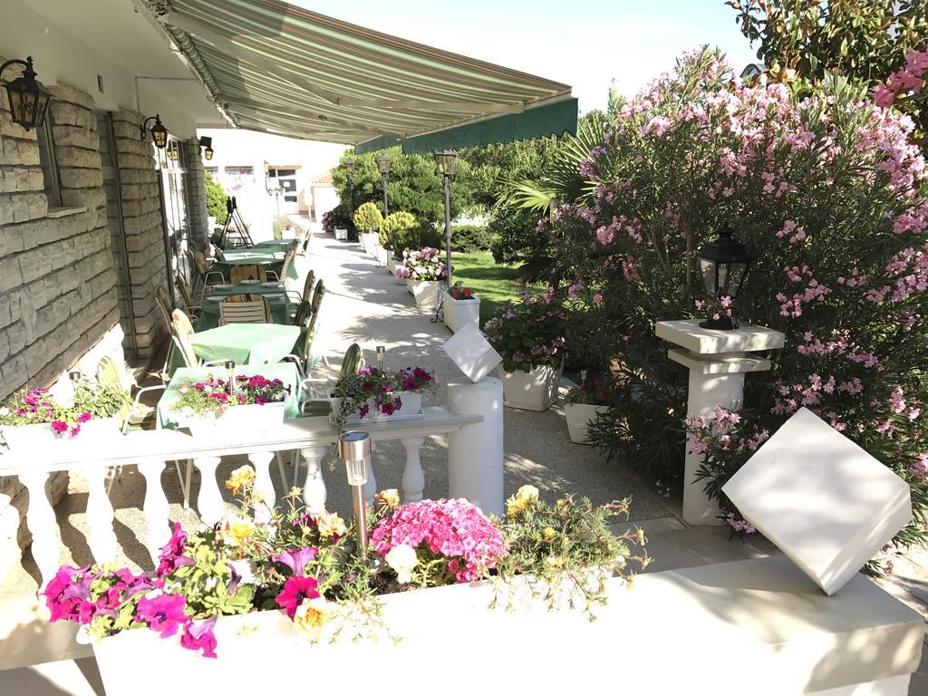 B&B Sidro Vodice Exterior foto